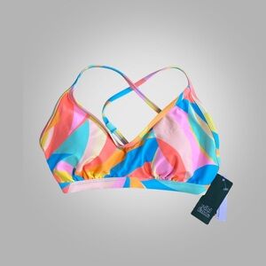 NWT Wild Fable Multicolor Abstract Print Bikini Top D/DD (8-10)
